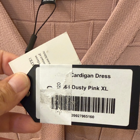 Aleeza Paris Cass Cardigan Dress - Picture 3 of 7